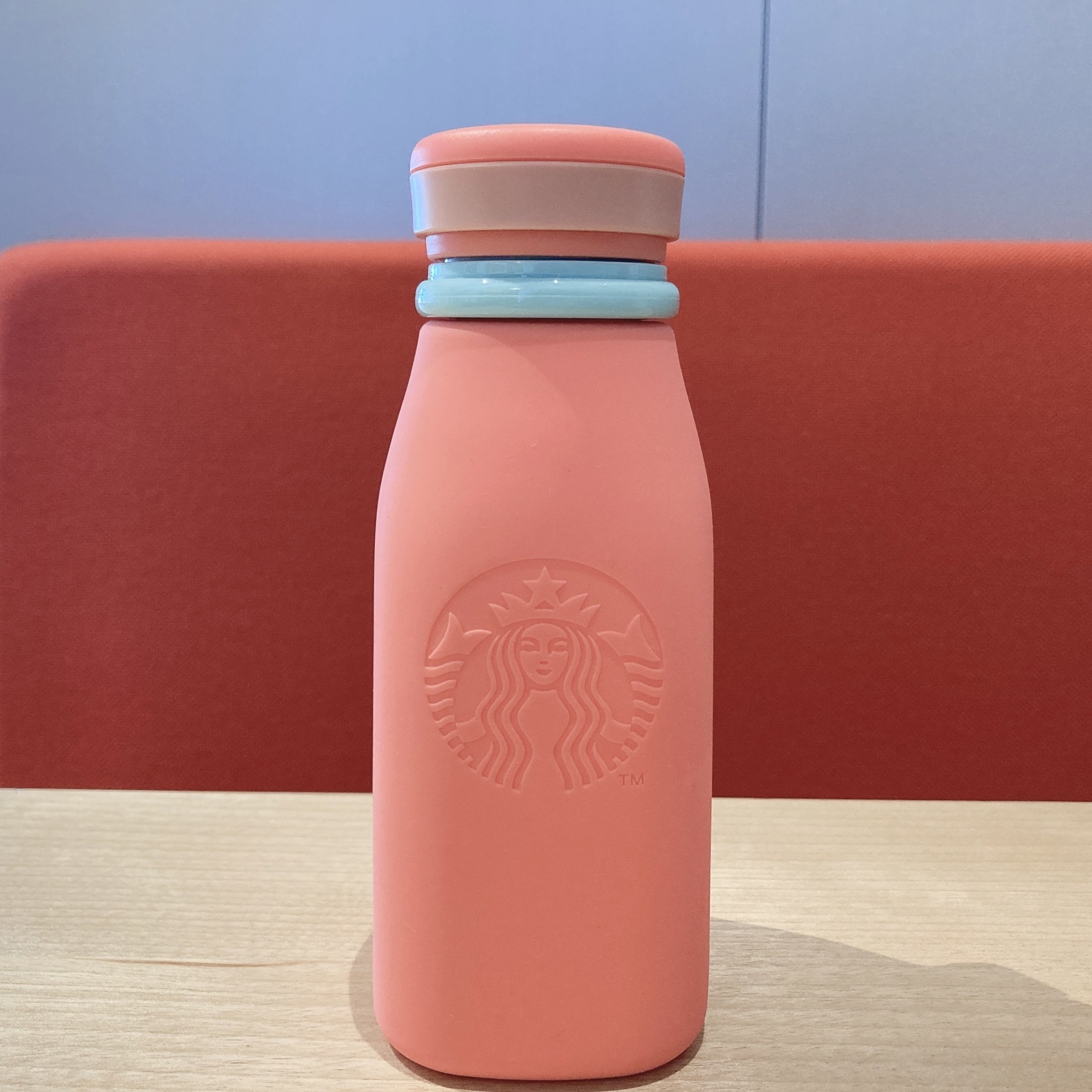 Starbucks Coffee（スターバックスコーヒー）のおすすめボトル「おりたたみシリコンボトルコーラルピンク355ml」