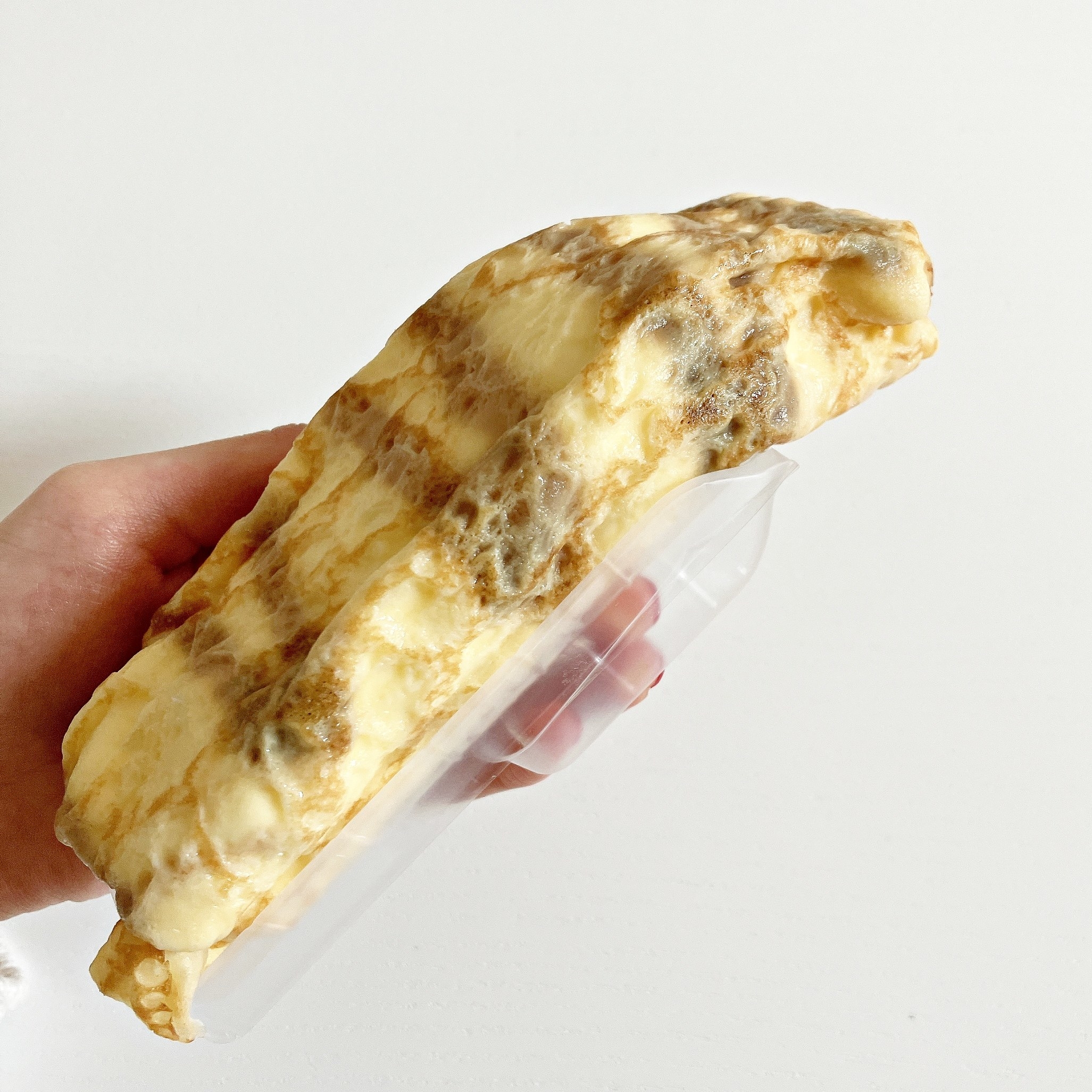 ミニストップのおすすめスイーツ「ずっしり満足クレーププリン」