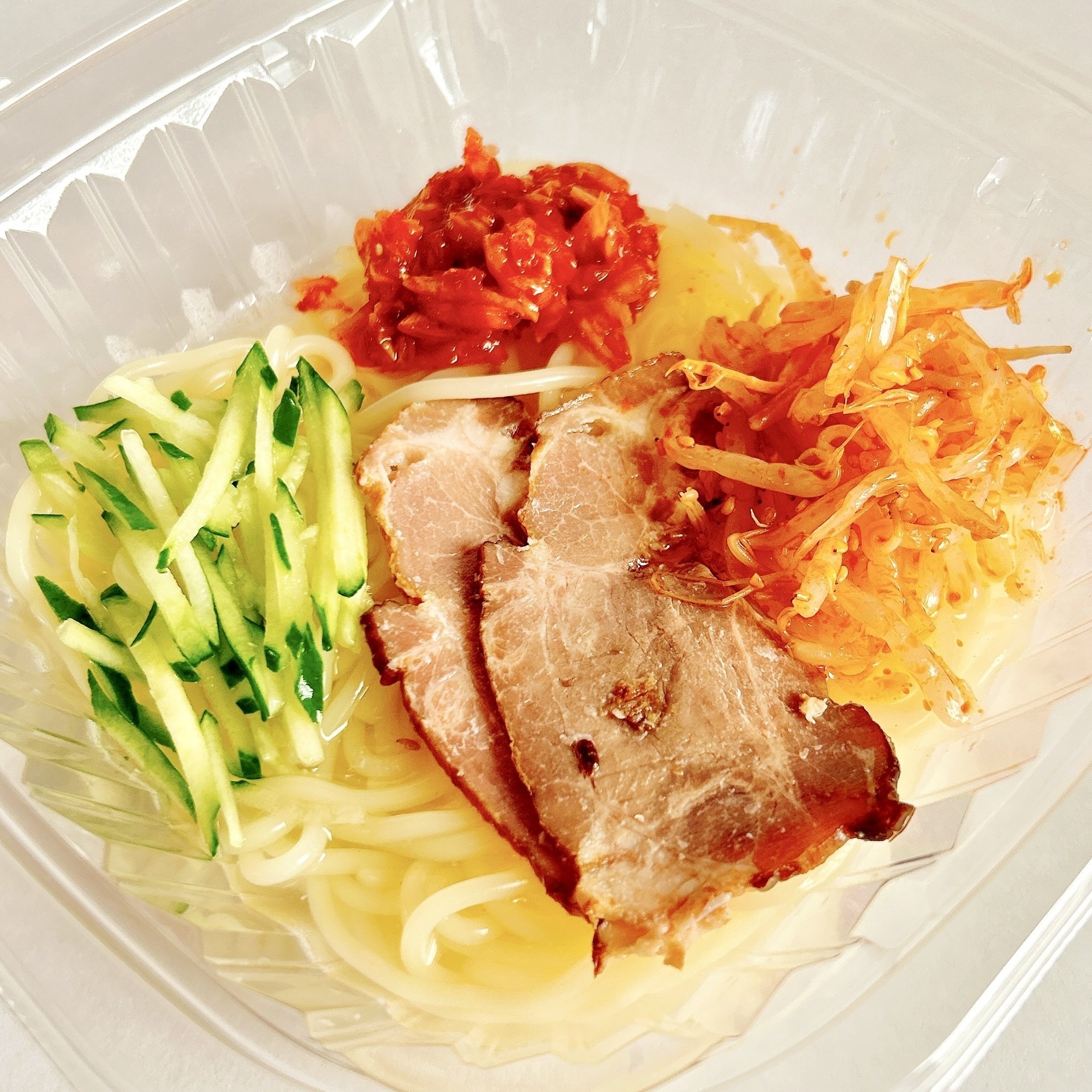 LAWSON(ローソン)のおすすめ商品「うるもち!澄み渡るスープの冷麺」