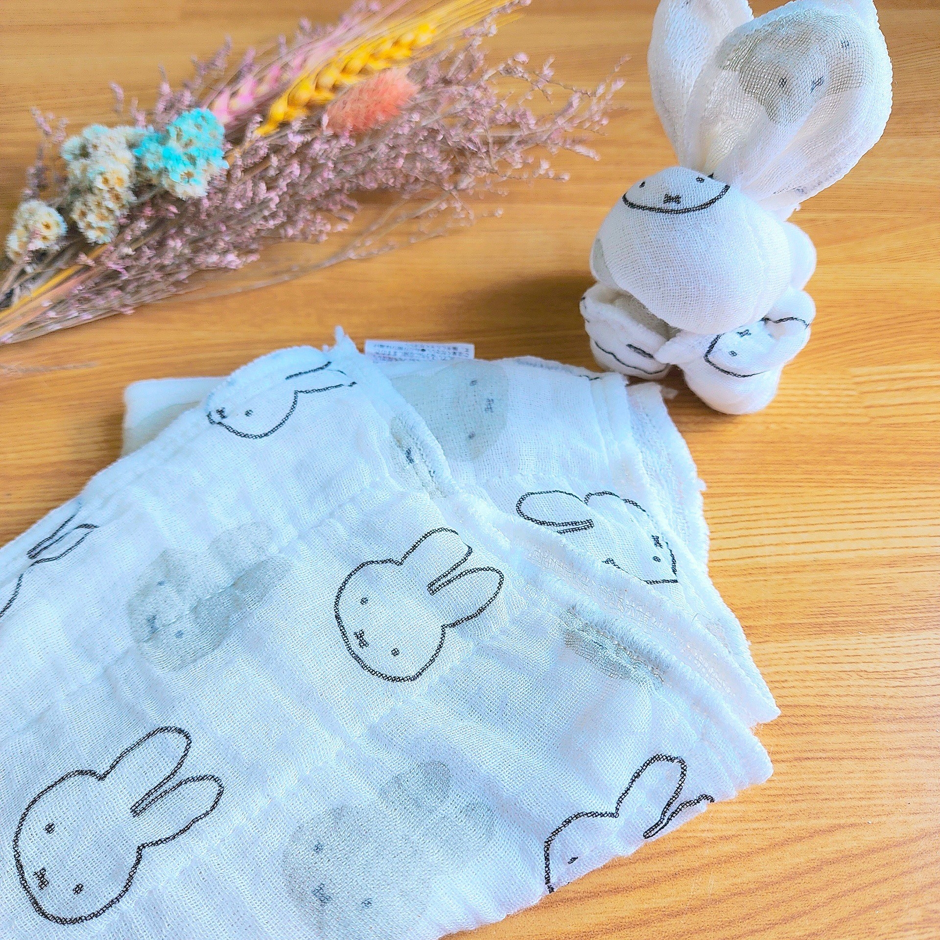 ニトリのおすすめキッチングッズ「ミッフィーのかや織りふきん（3枚セット）」