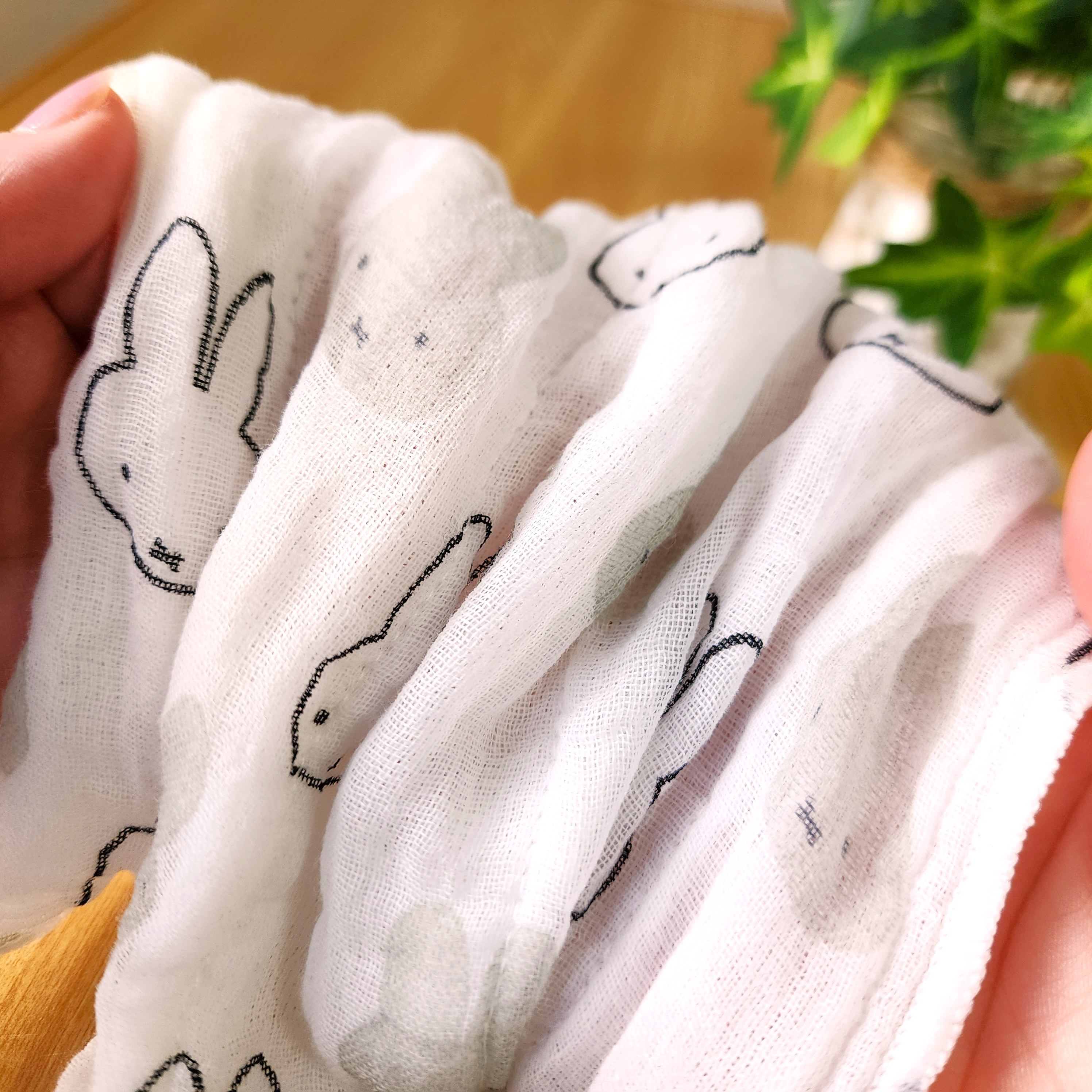 ニトリのおすすめキッチングッズ「ミッフィーのかや織りふきん（3枚セット）」