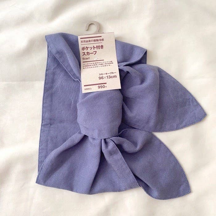 無印良品のオススメの商品「天然由来の接触冷感 ポケット付きスカーフ」