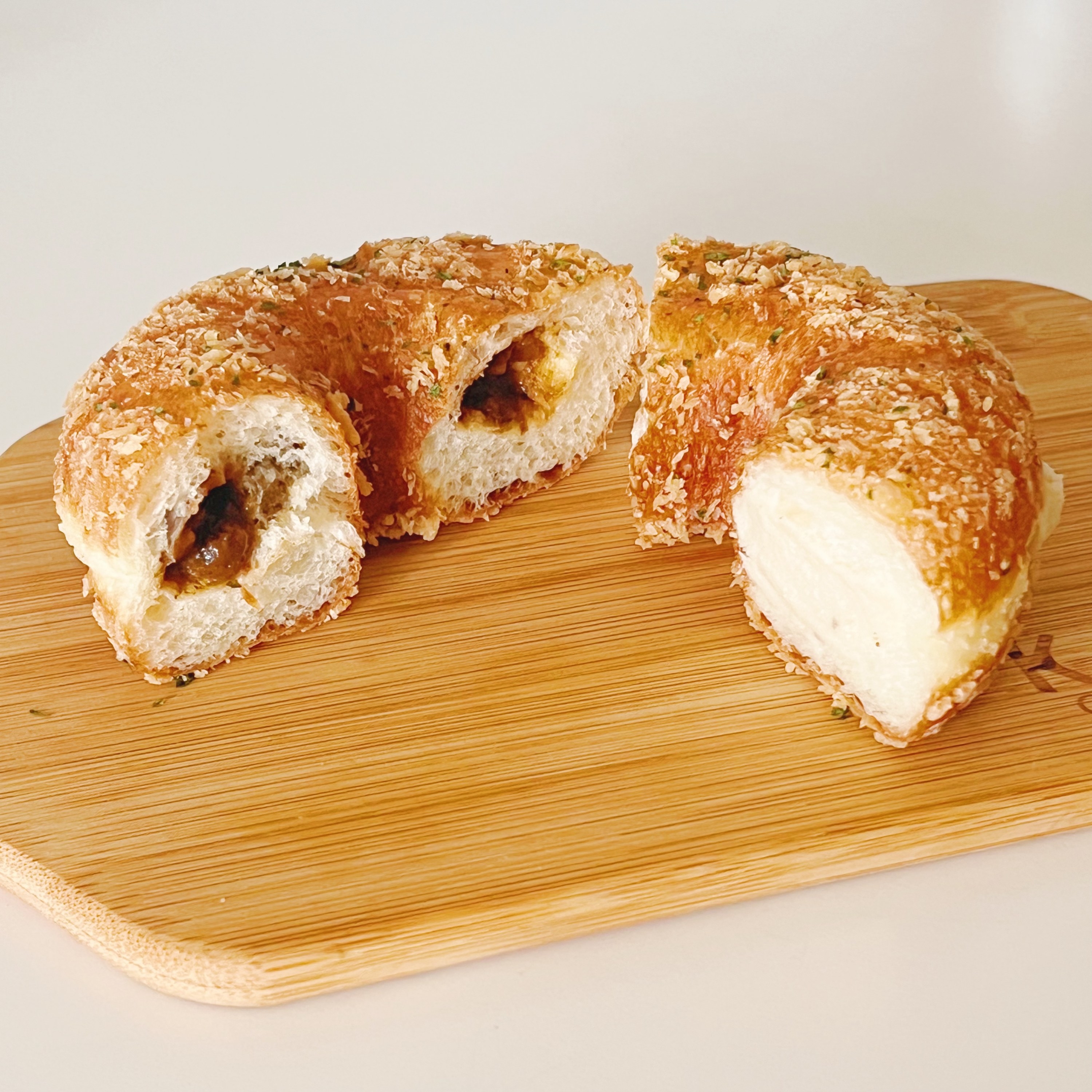 ミスタードーナツのおすすめのドーナツ「ザクもっちリング ビーフシチュー＆ポテト」