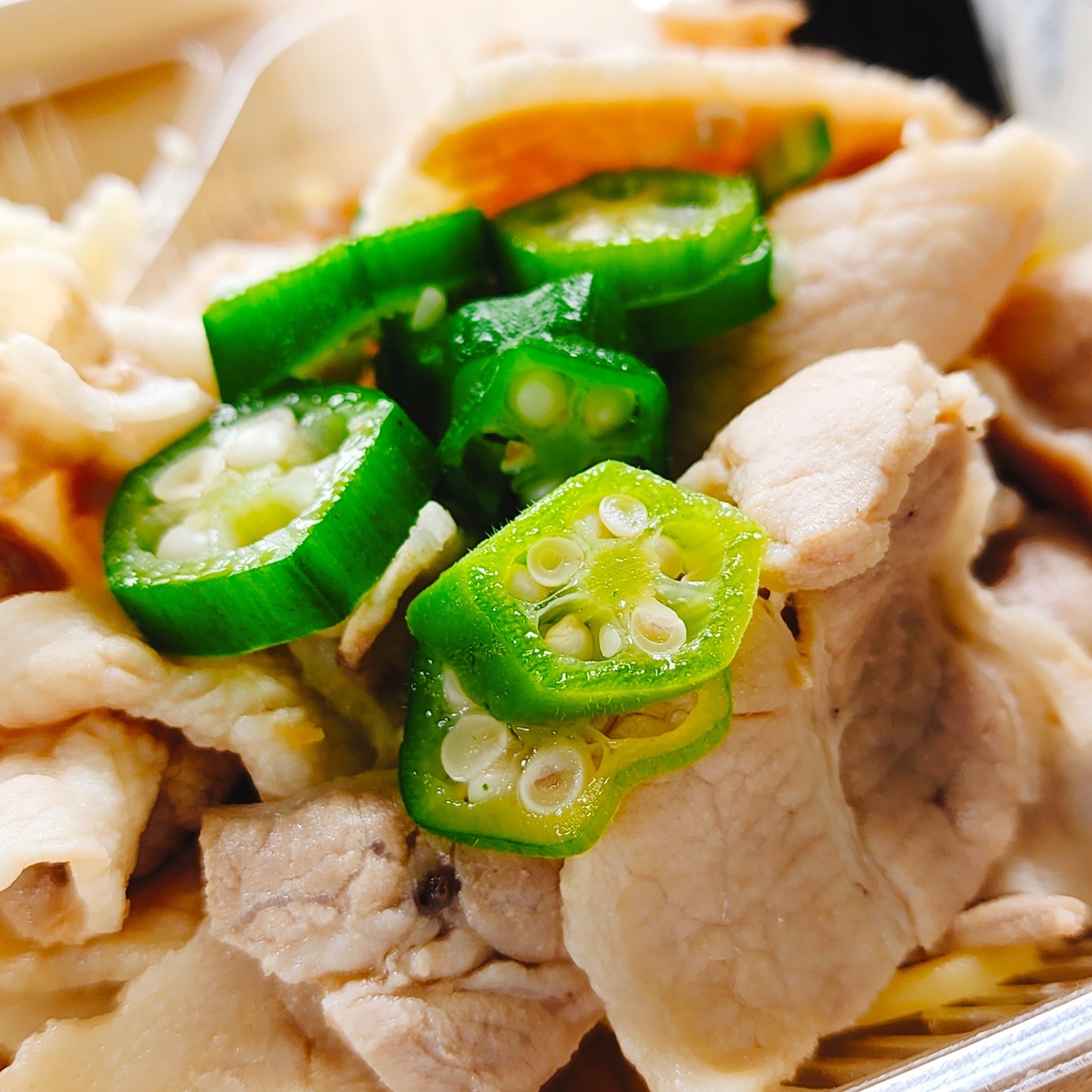 ほっともっとのおすすめ期間限定メニュー「梅おろし豚しゃぶ弁当」