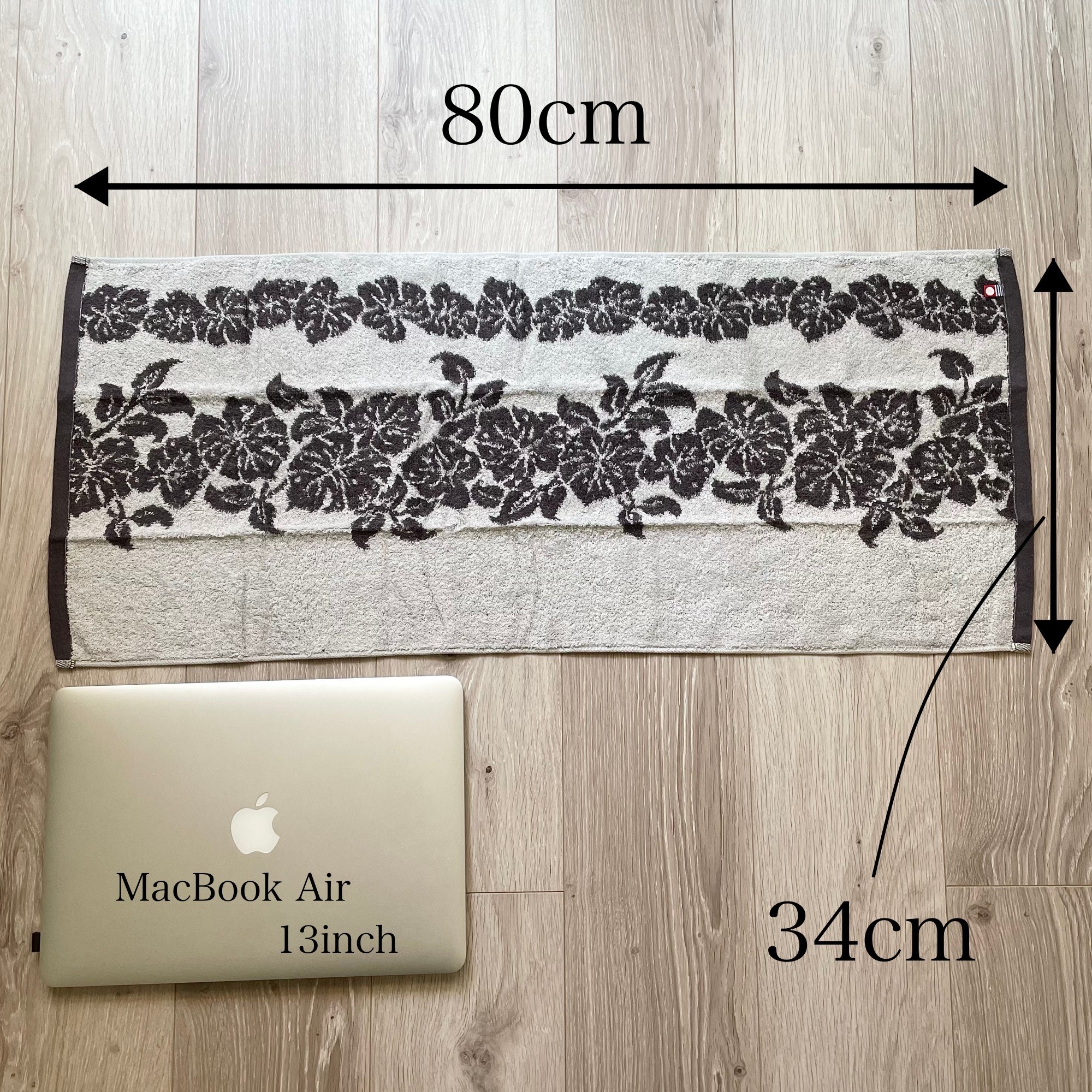 FamilyMart（ファミリーマート）のおすすめのアイテム「今治フェイスタオル MONSTERA PAREAU（モンステラ パレウ）」