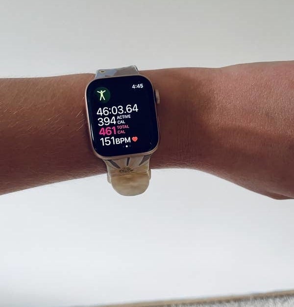 writer showing off the Apple Watch SE