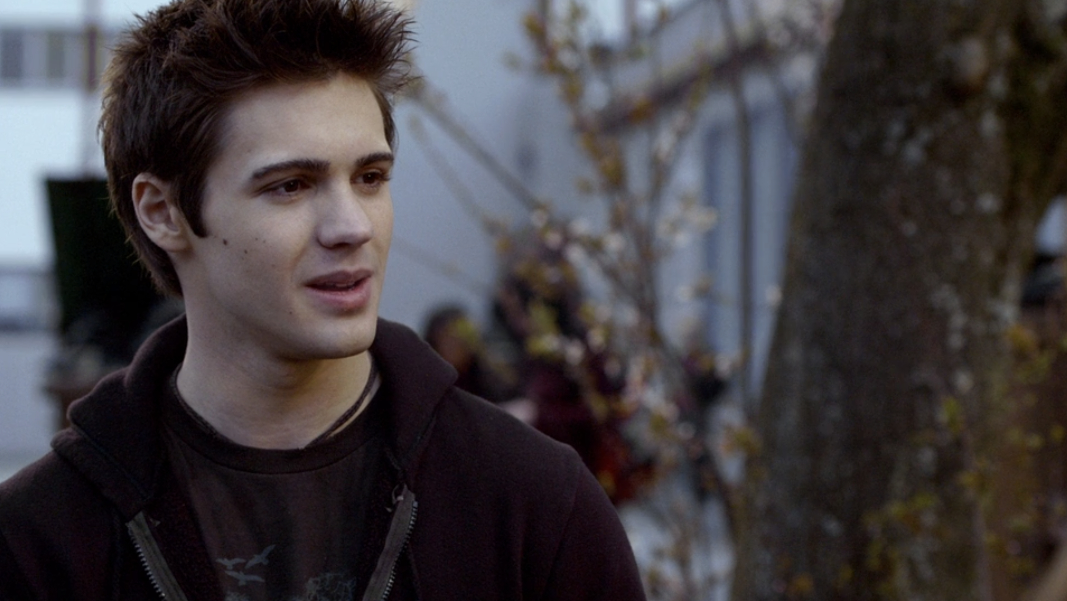 jeremy in the series premiere of the vampire diaries