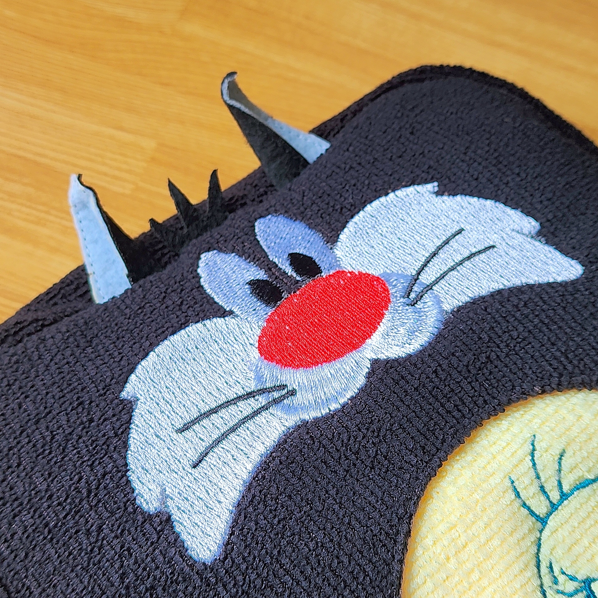 Tully's Coffee(タリーズコーヒー)のおすすめ雑貨「シルベスターケース付きマルチブランケット」