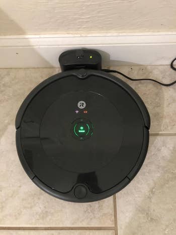 reviewer aerial image of the Roomba on tile