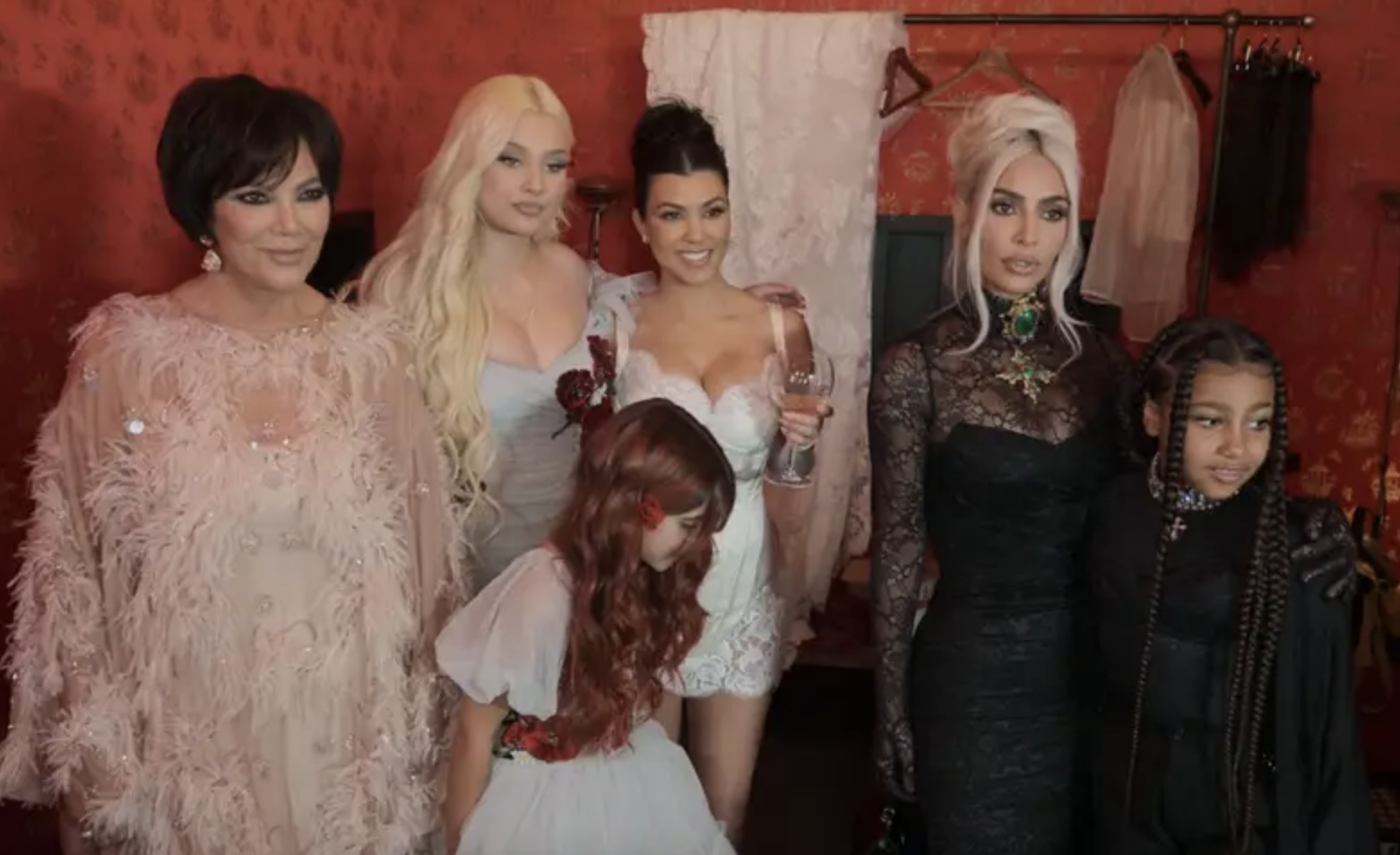 Kim Kardashian Fuels Kourtney Feud With Black D G Veil