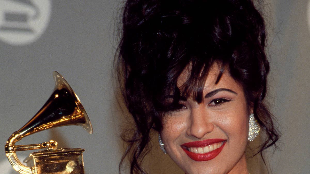 Selena's dad, Abraham Quintanilla Jr., is taking on Catalina Classic Cruises over an advertised voyage paying homage to the late singer.