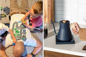 to the left: a shirt with a road on the back for toy cars, to the right: a matte black kettle