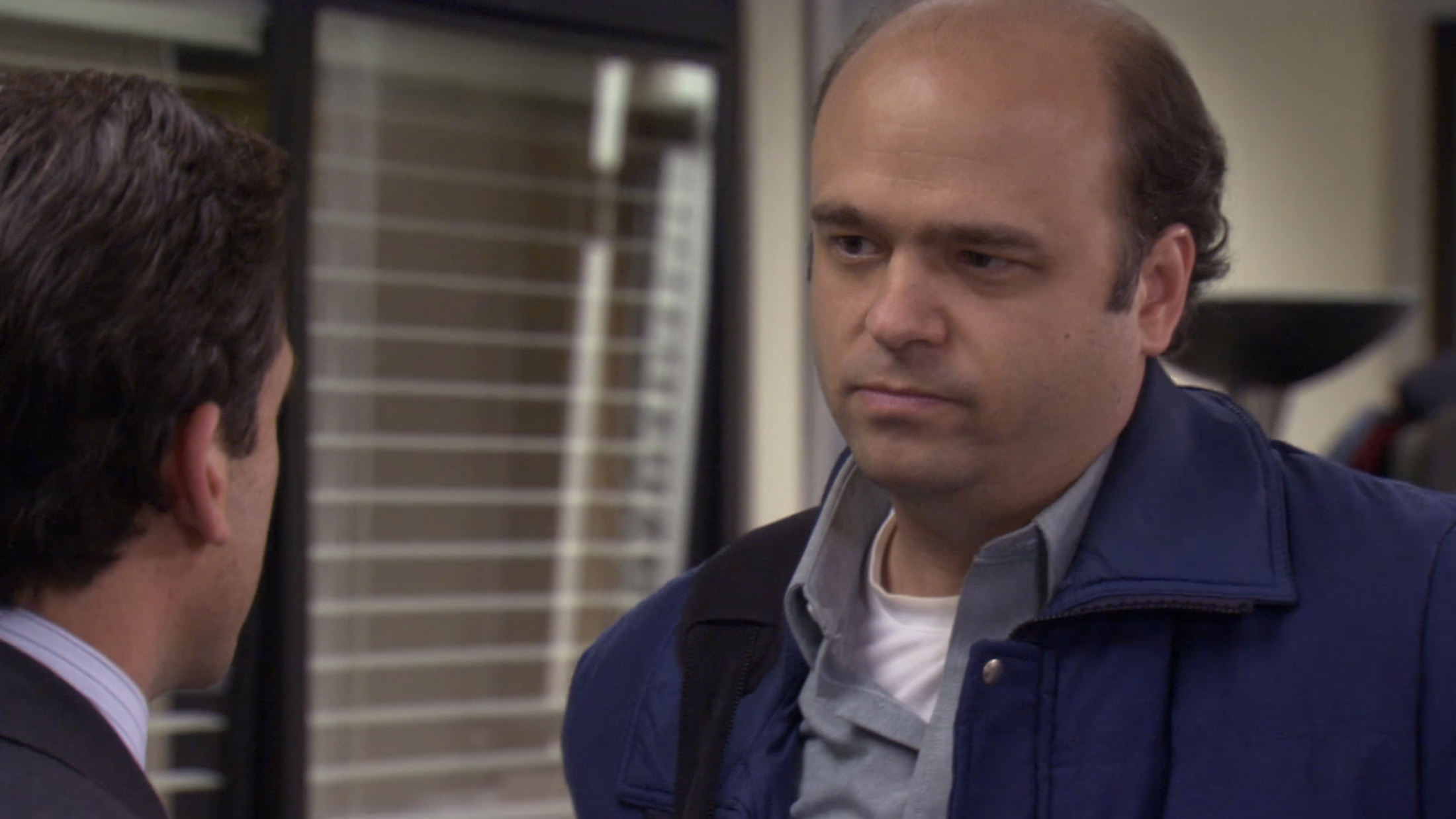 scott adsit as a photographer on the office