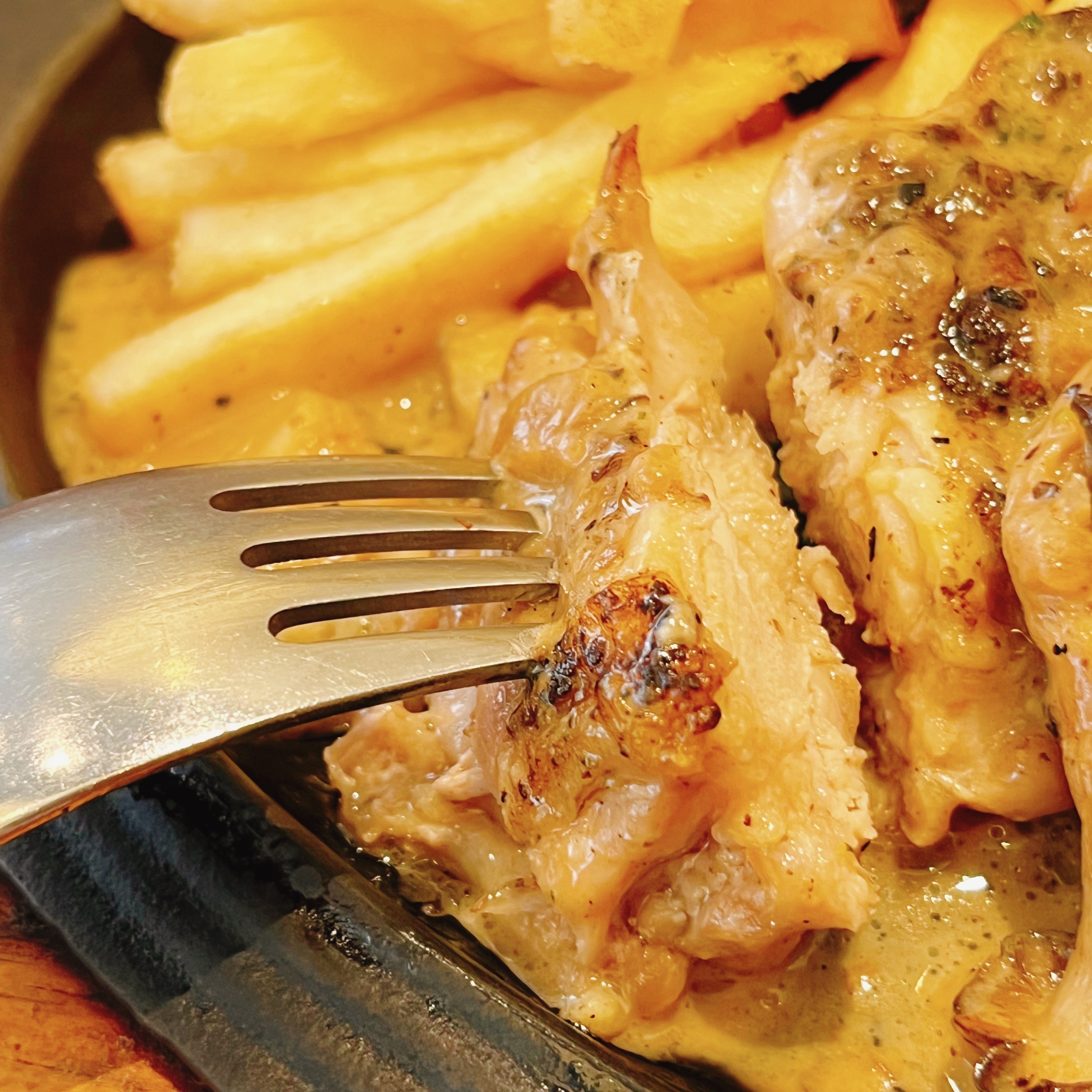 RoyalHost(ロイヤルホスト)のおすすめランチ「チキングリルポルチーニクリームソースランチ(スープ・ライス付)」