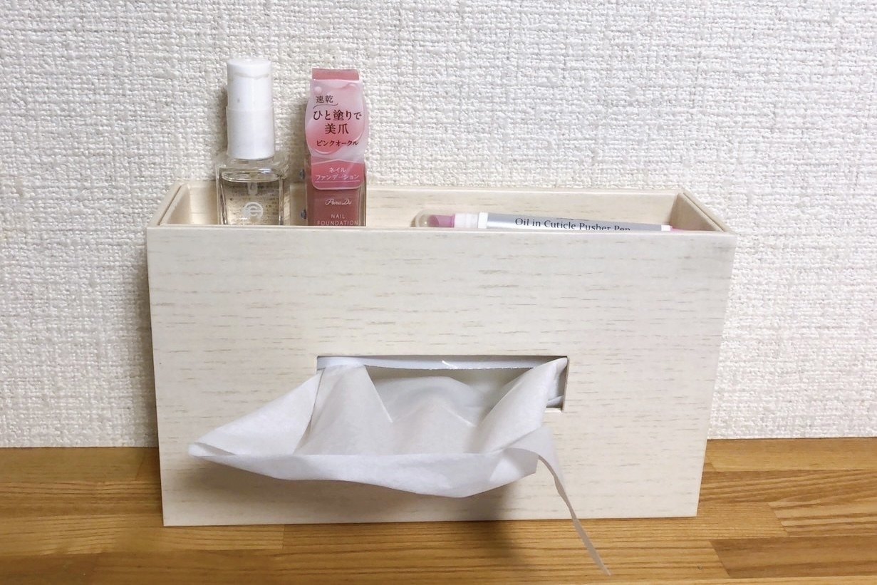 ニトリのおすすめの便利アイテム「トレー付きソフトパックティッシュケース」