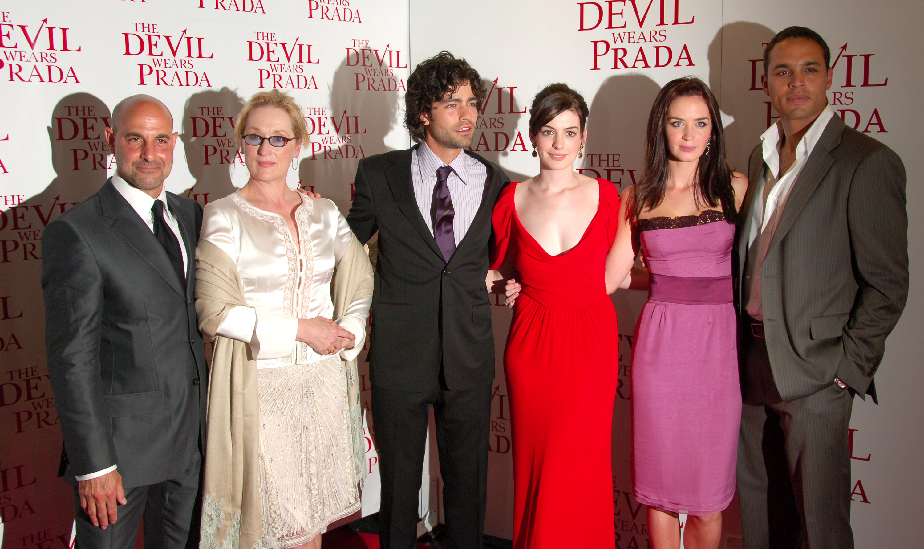 the cast of the devil wears prada on the red carpet