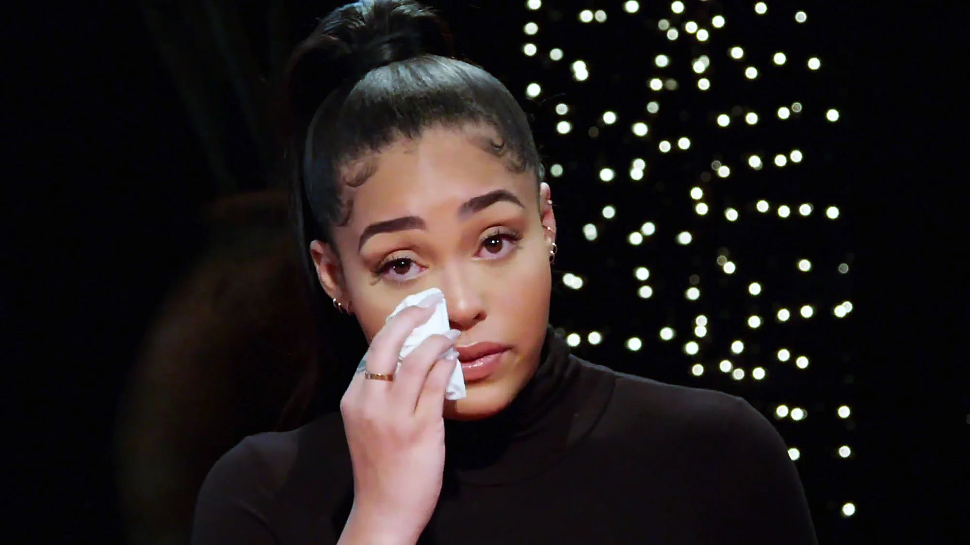 Are Kylie Jenner & Jordyn Woods Friends Again? Former Besties Spotted  Grabbing Sushi Together - Dish Nation