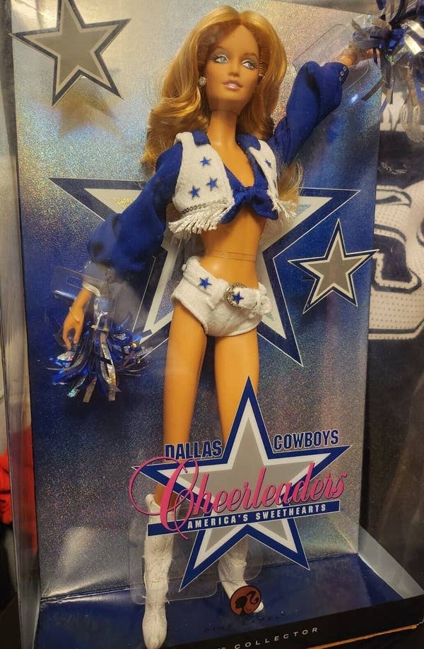 Cheerleader Barbie: Dallas Cowboys Cheerleader (2007)