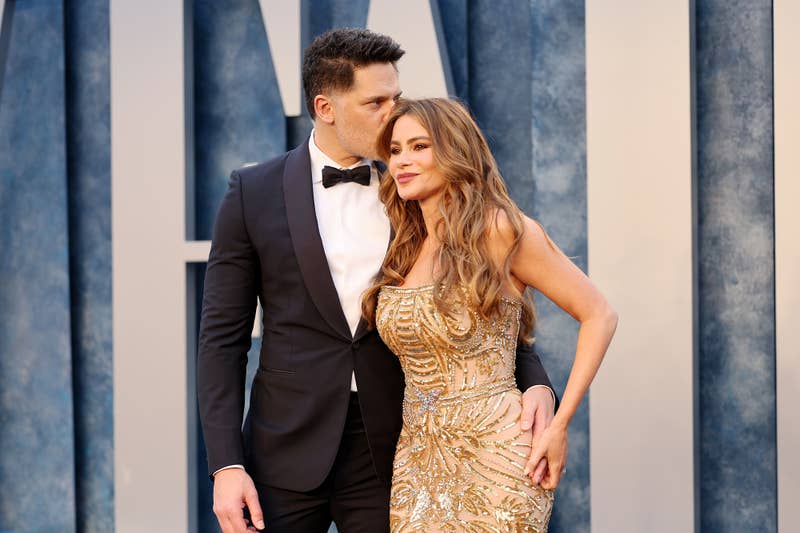 Closeup of Joe Manganiello and Sofía Vergara