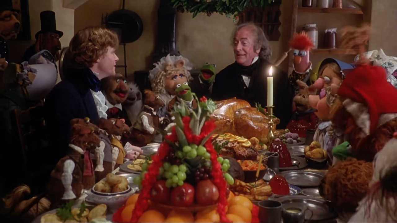 muppets and company eating christmas dinner
