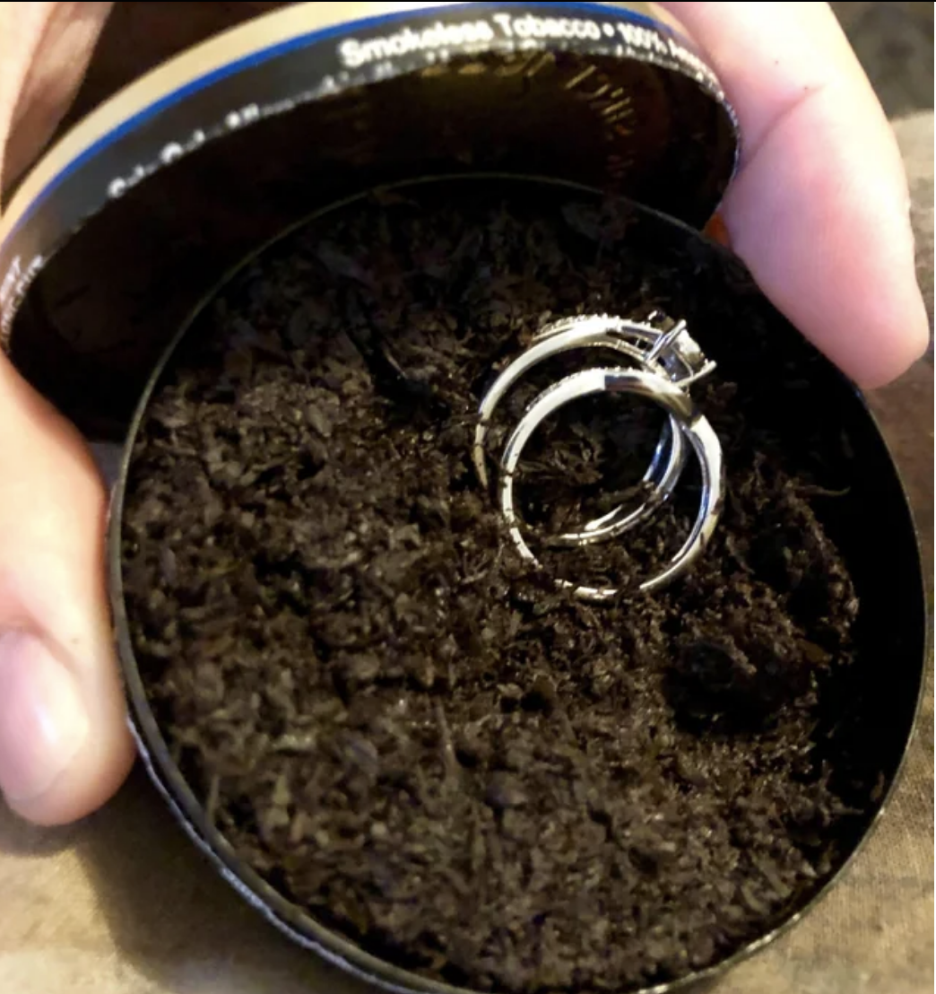 Rings in tobacco