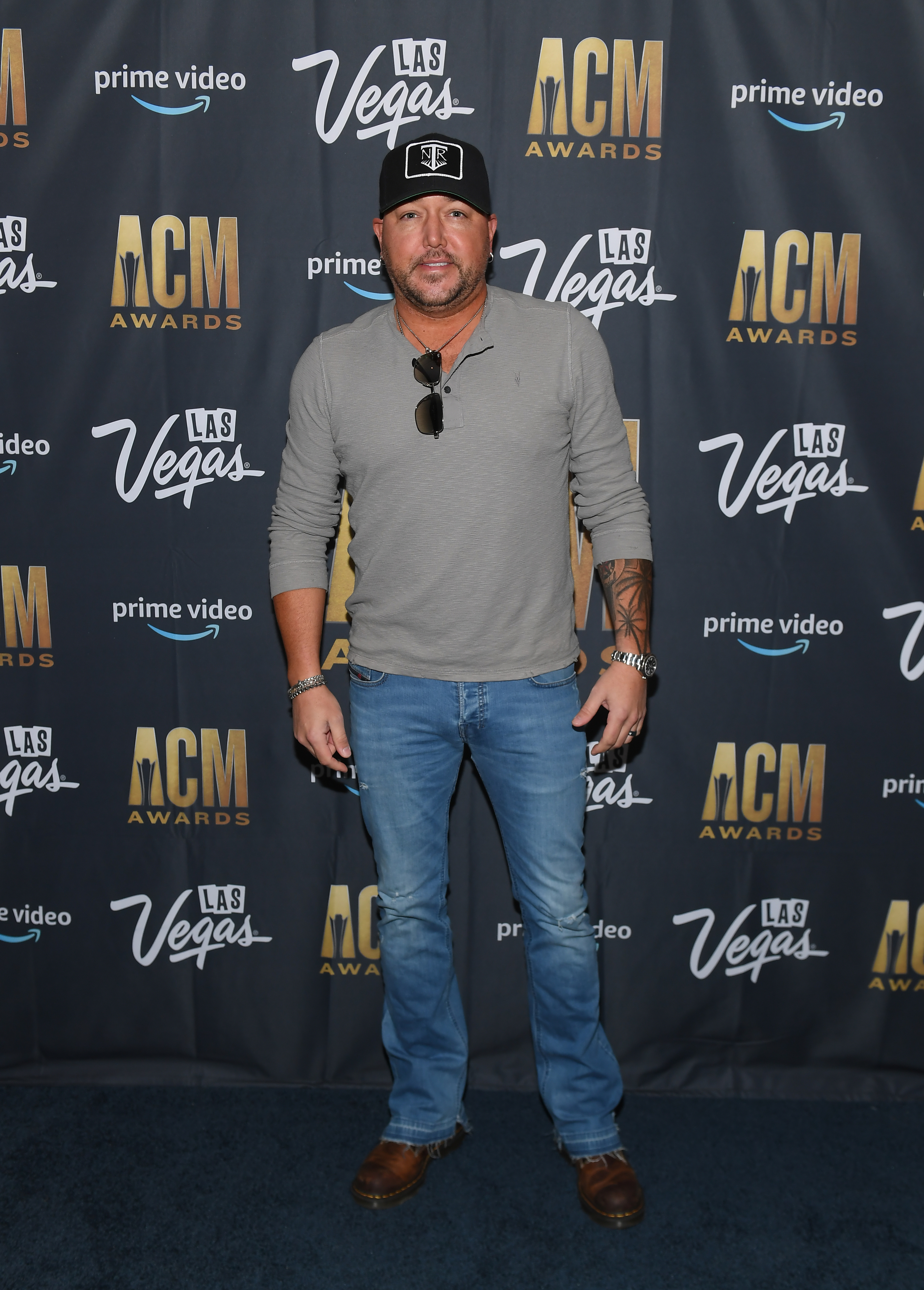 Closeup of Jason Aldean