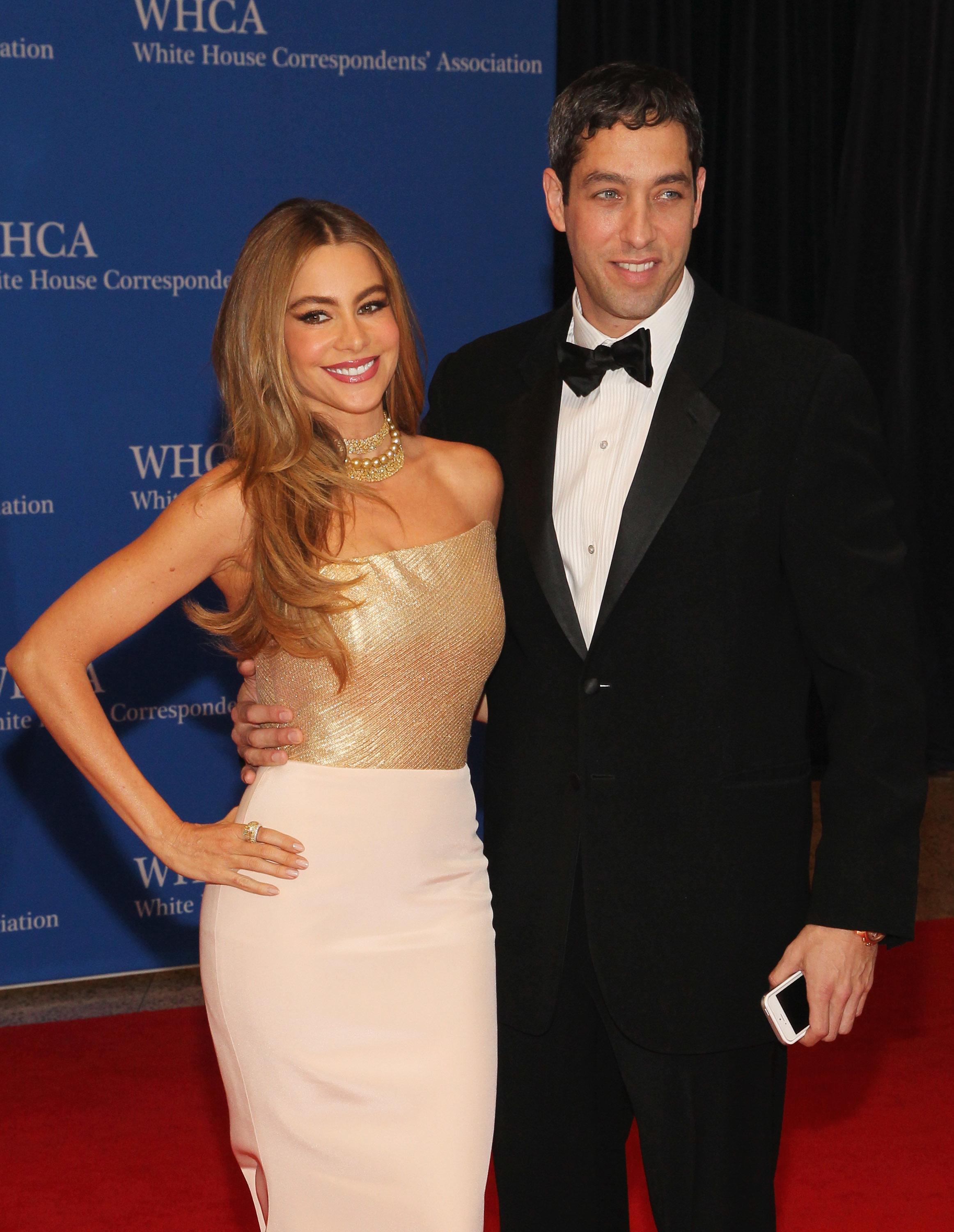 nick and sofia on the red carpet