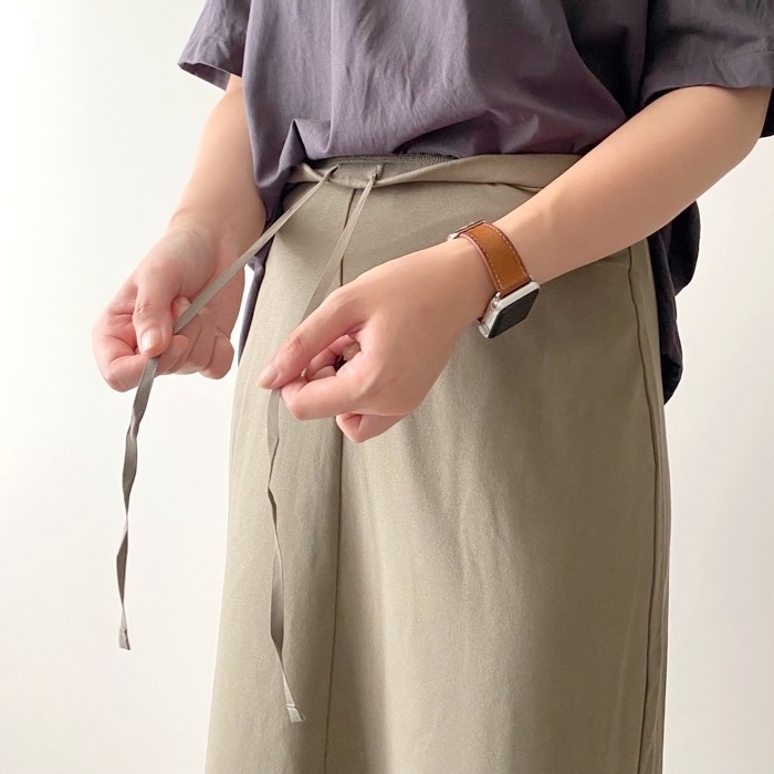 UNIQLO（ユニクロ）のおすすめファッションアイテム「ナローフレアマキシスカート」