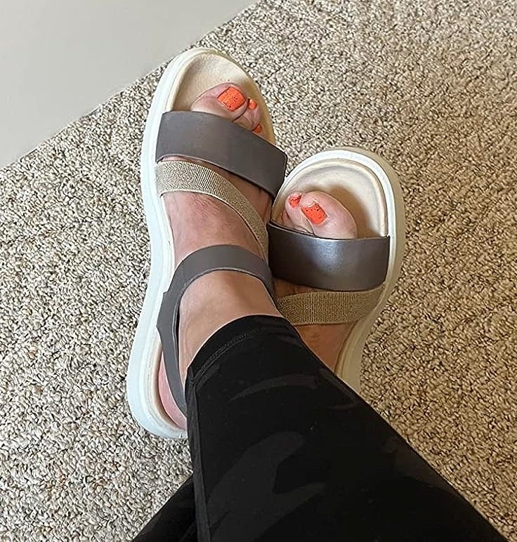Image of reviewer wearing sandals