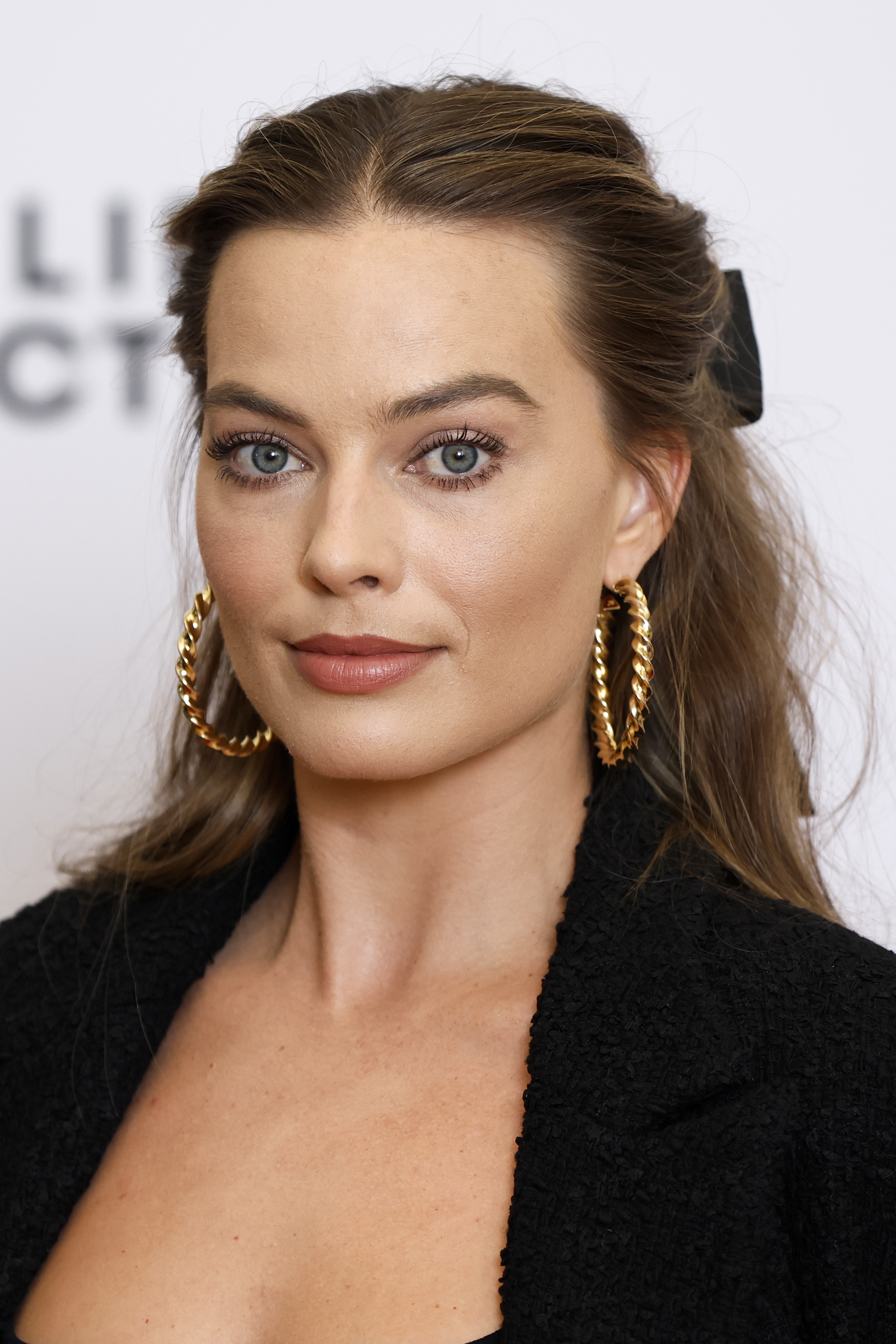 Close-up of Margot