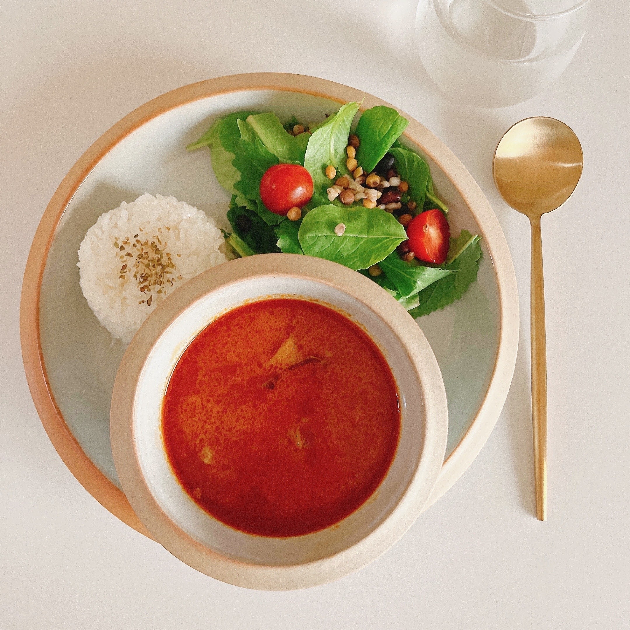 無印良品のおすすめのフード「素材を生かしたカレー レッド」