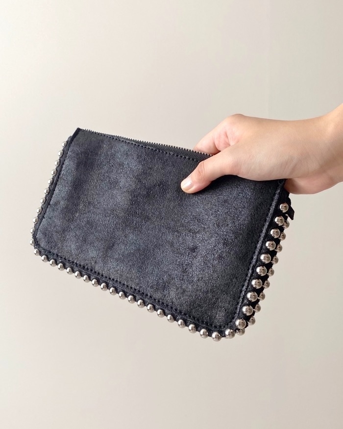 ZARA（ザラ）のおすすめのバッグ「スタッズ付きウォレット型ショルダーバッグ」