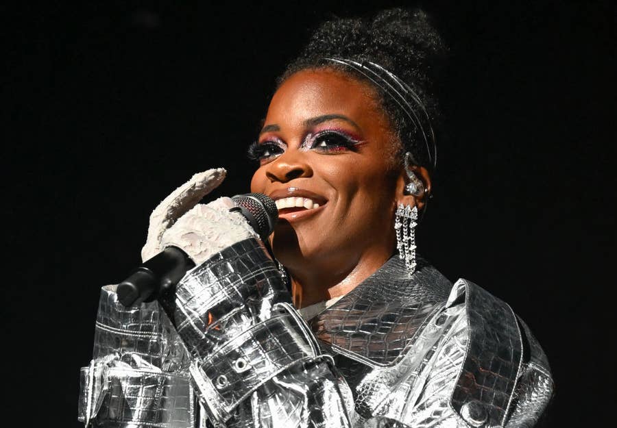 Ari lennox zodiac 60 photos