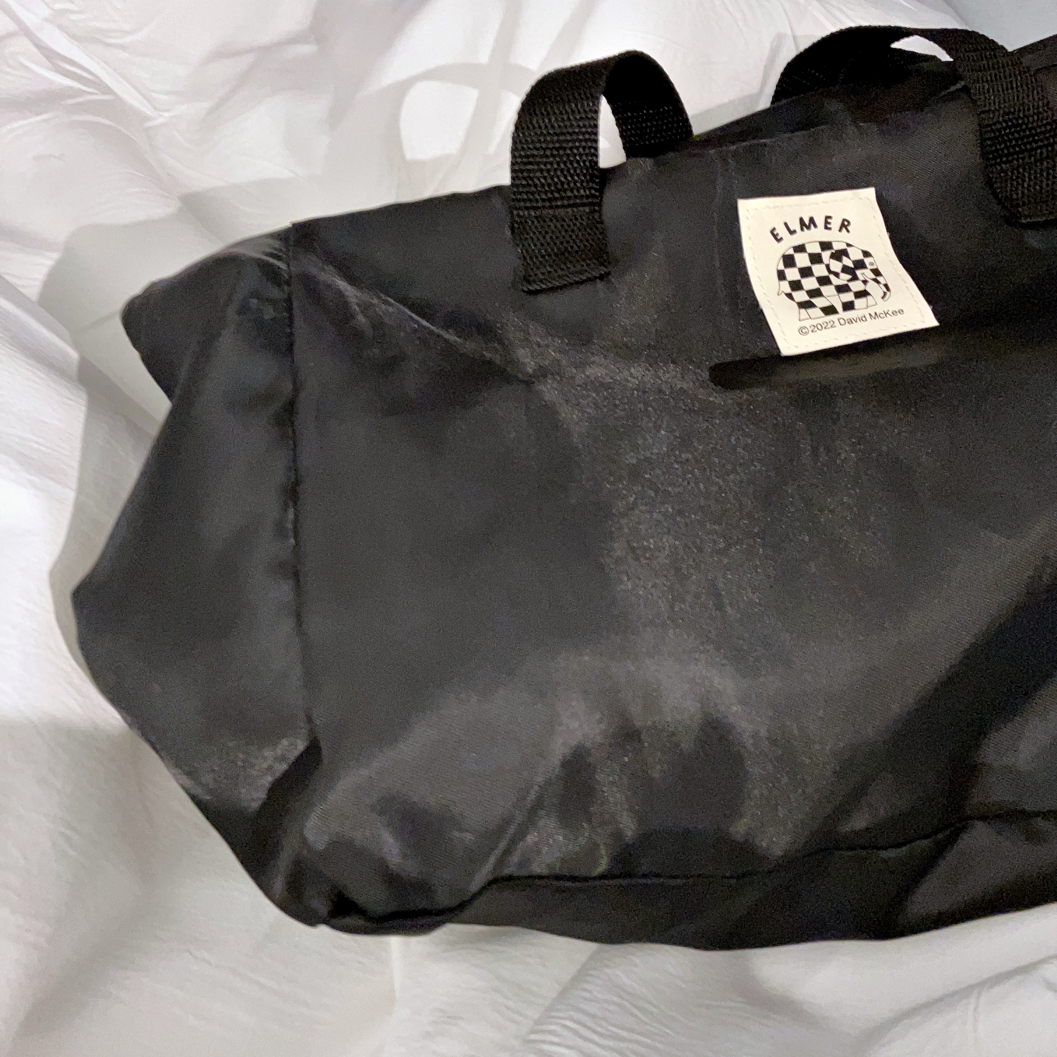 DAISO(ダイソー)のおすすめバッグ「マザーズマチ付バッグ(ELMER)」