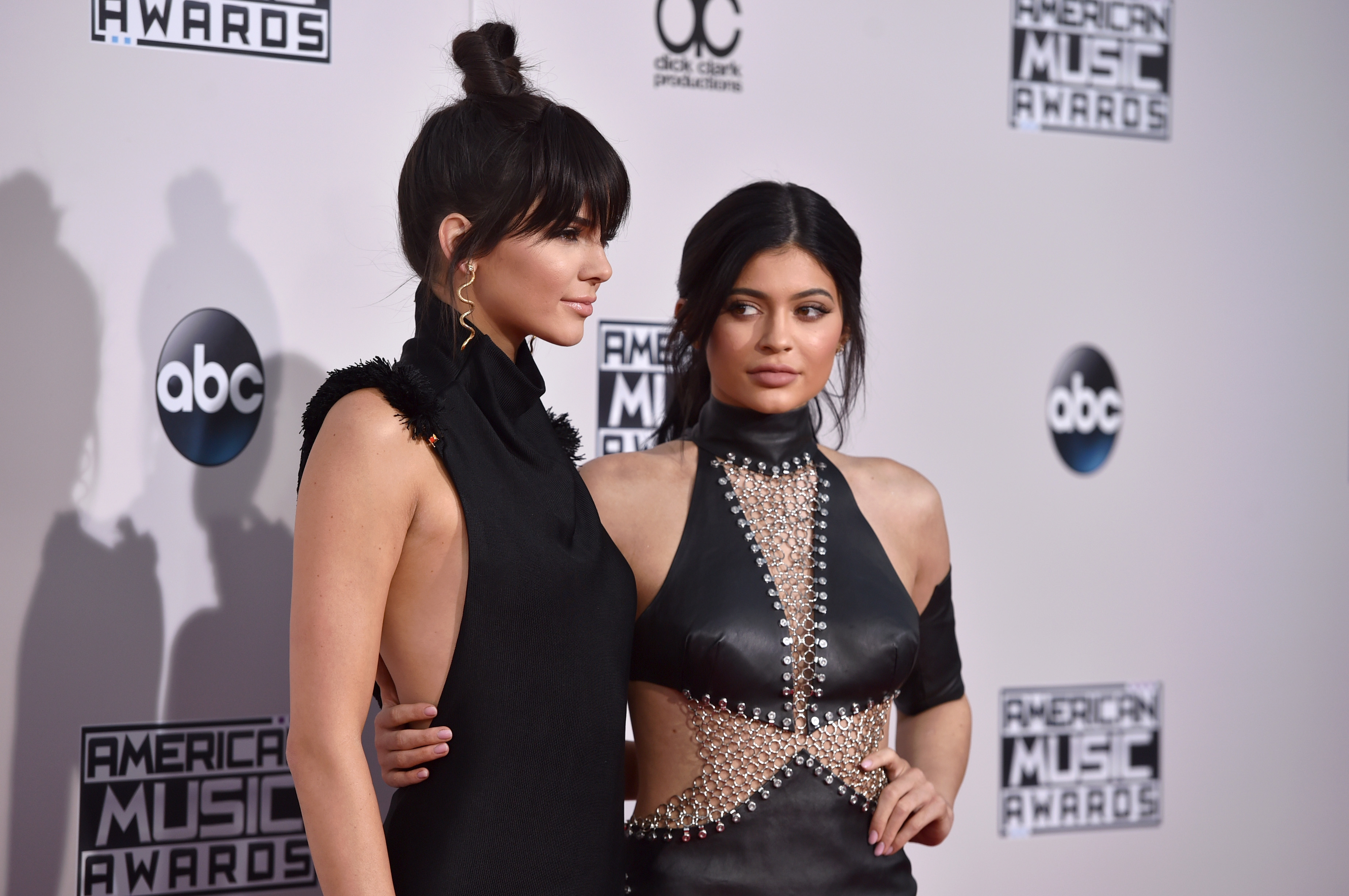 Kendall & Kylie Jenner Get Huge Shock When Woman Calls the Kardashians  'Slutty' - Watch the Clip Here!: Photo 3088357, Kendall Jenner, Kylie  Jenner Photos