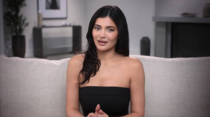 Cosmopolitan UK on X: 6 people who aren't Kylie Jenner try Kylie Jenner's  boob trick   / X