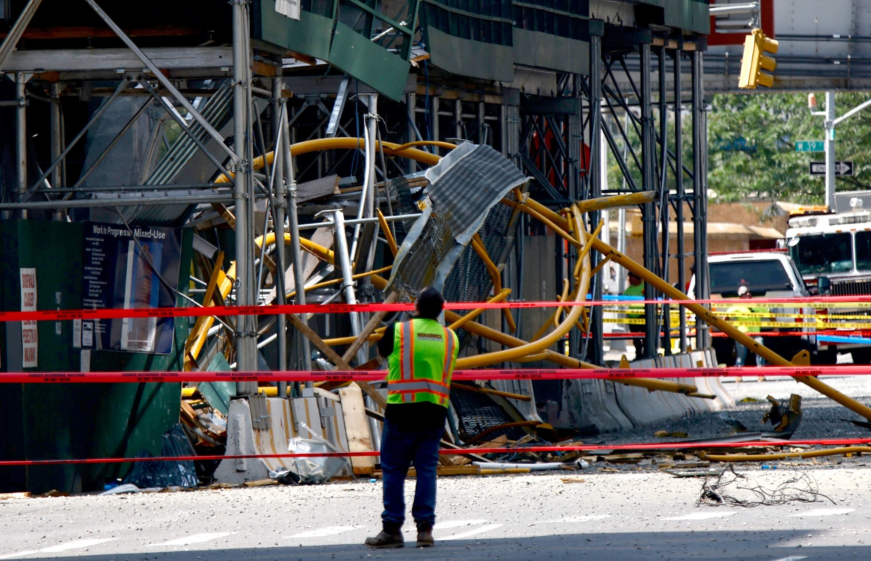 The Moment A Crane Collapsed In NYC Is Going Viral