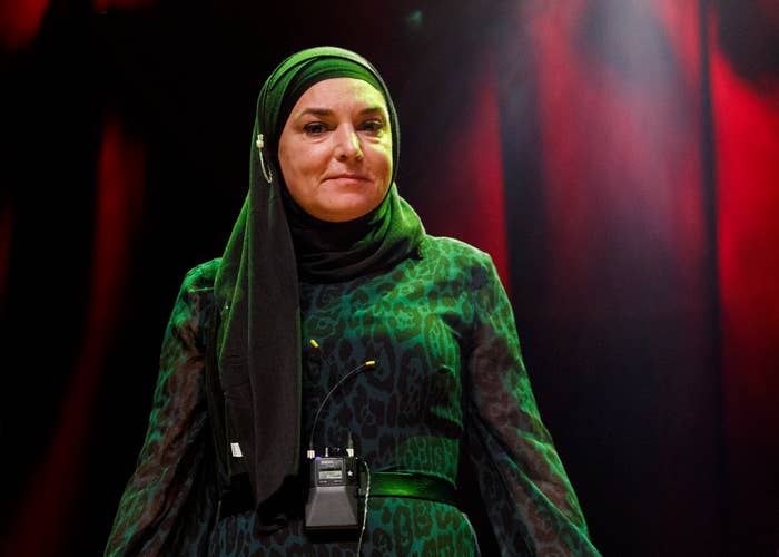 A closeup of an older Sinéad O&#x27;Connor onstage