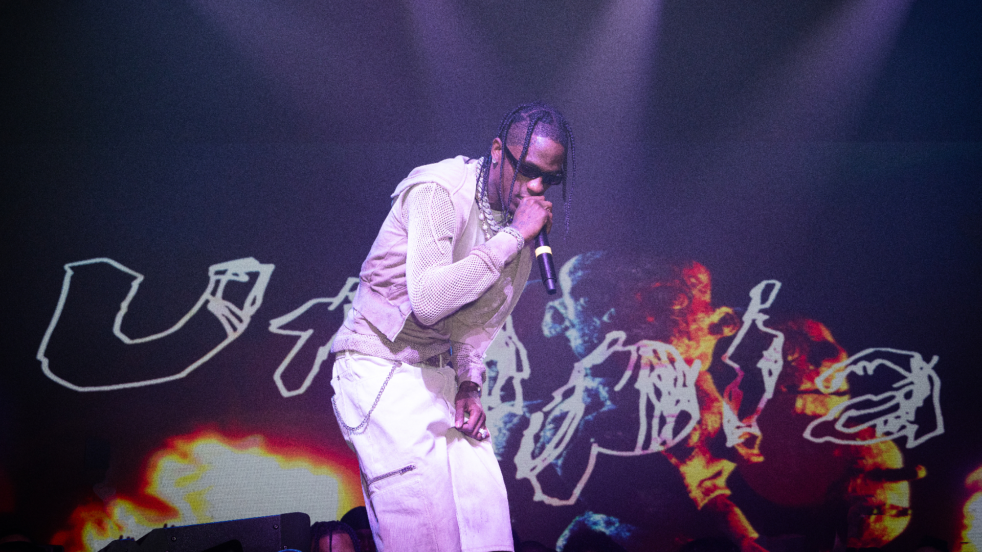 Travis Scott Drops 'Utopia' Album f/ Drake, Beyoncé, The Weeknd