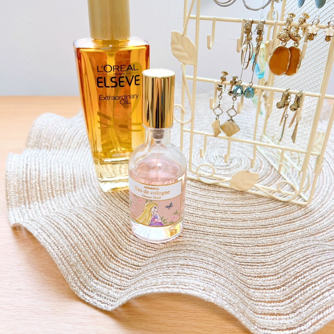 DAISO(ダイソー)のオススメのコースター「フリルランチョンマット」