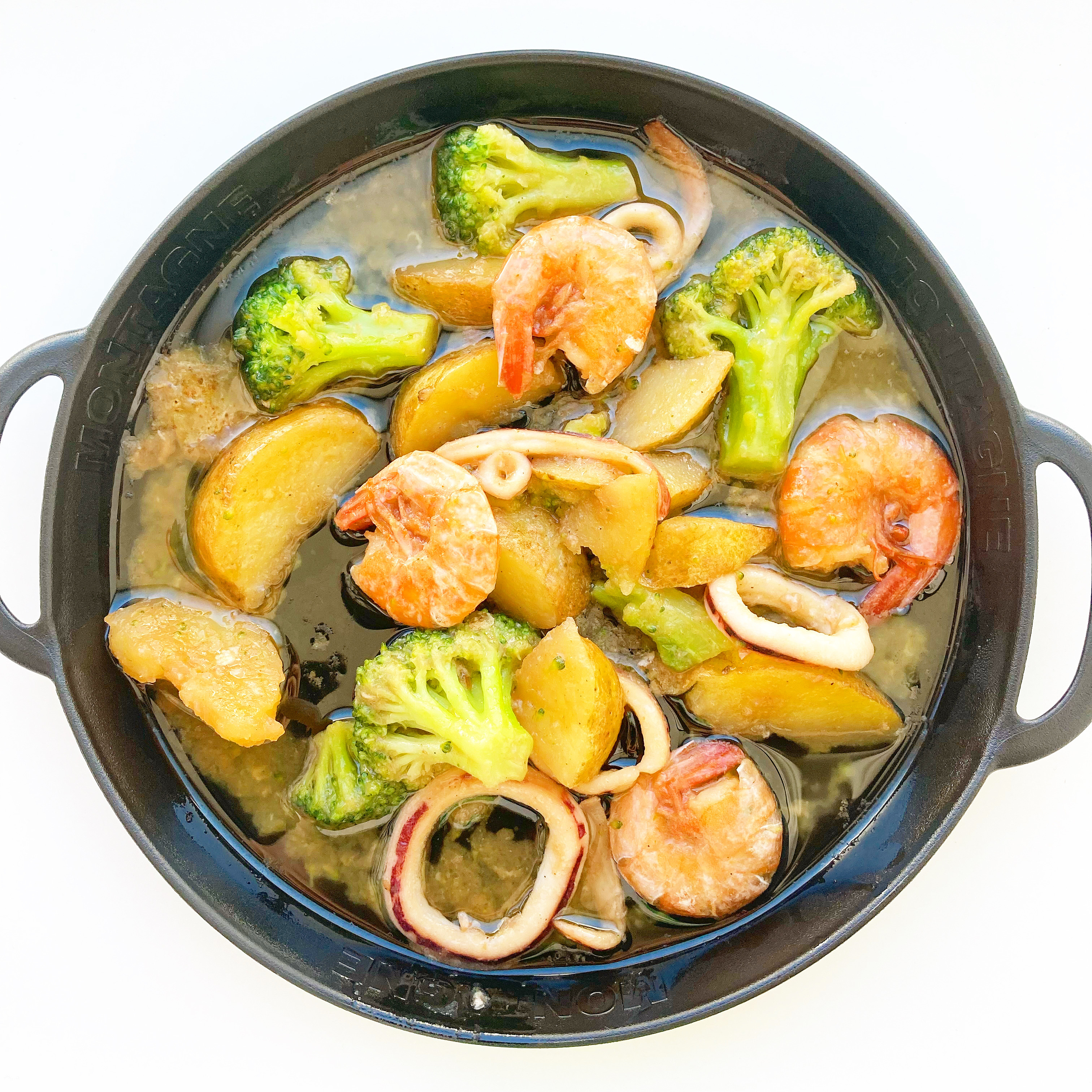 無印良品の本格おつまみ「フライパンでつくるミールキット 海老といかのアヒージョ」