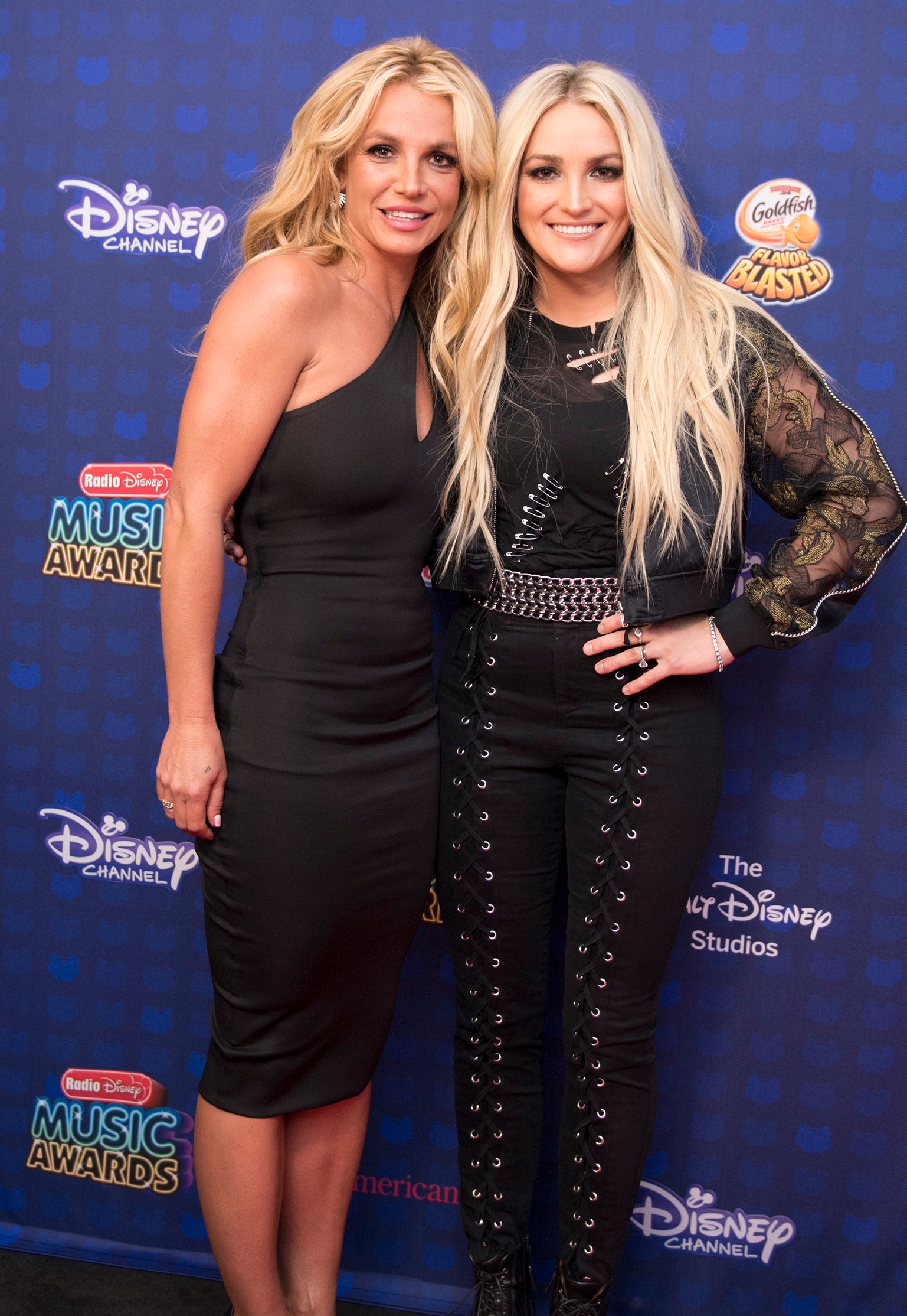 Britney and Jamie Lynn at a media event