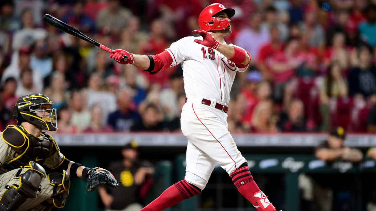 Reds: Joey Votto Instagram, TikTok videos are amazing