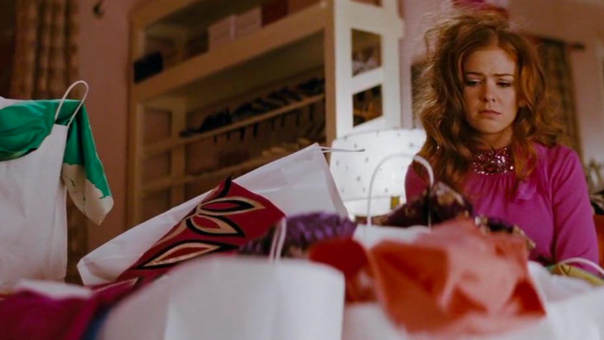 isla fisher with lots of shopping bags in &quot;confessions of a shopaholic&quot;
