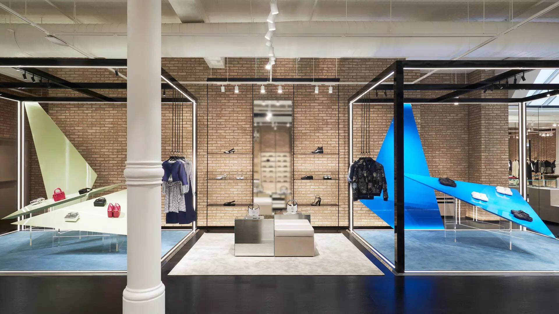 Giorgio Armani Opens an East Hampton Boutique — Shop Italian Luxury at the  Armani Hamptons Pop Up