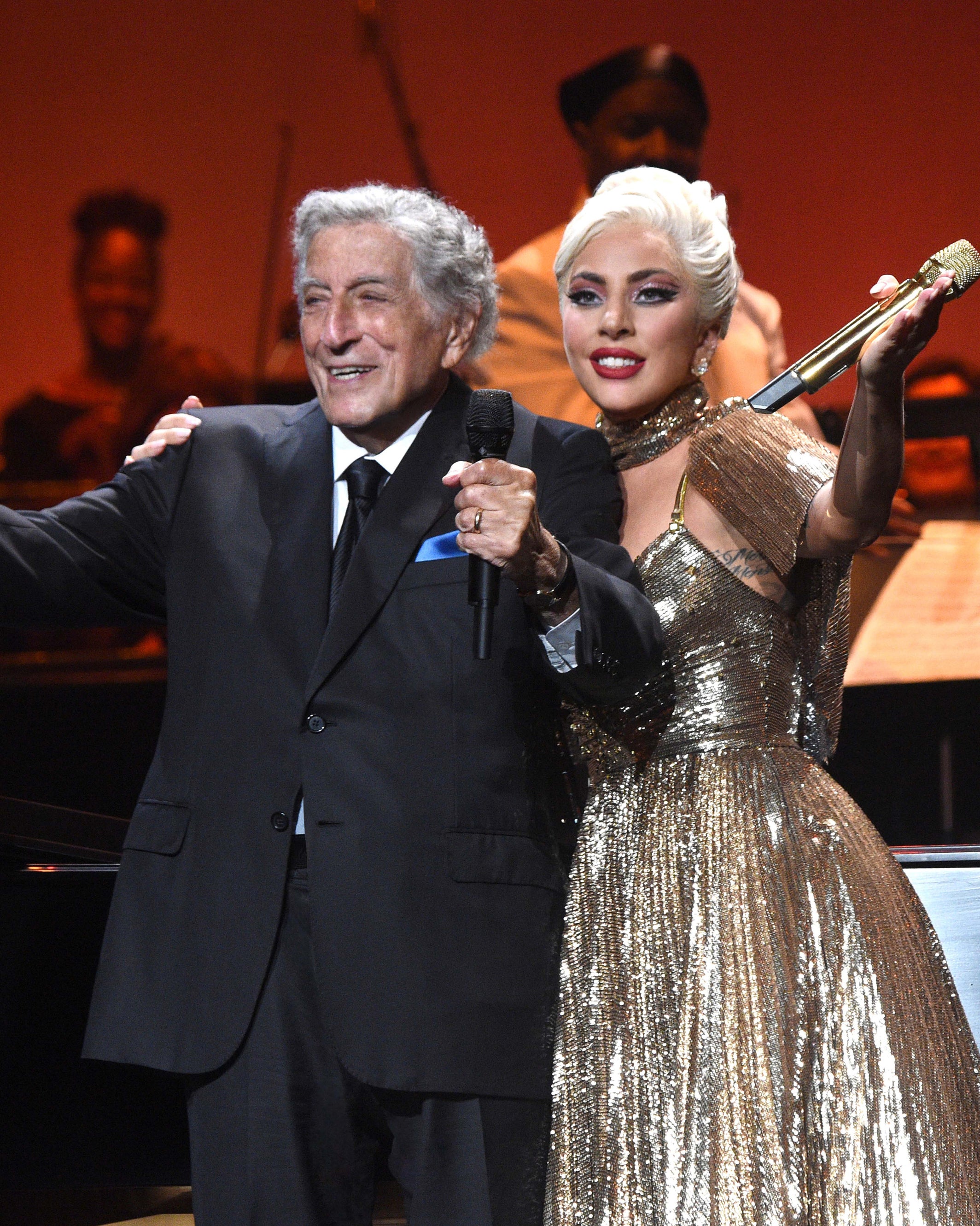 Tony and Gaga singing onstage