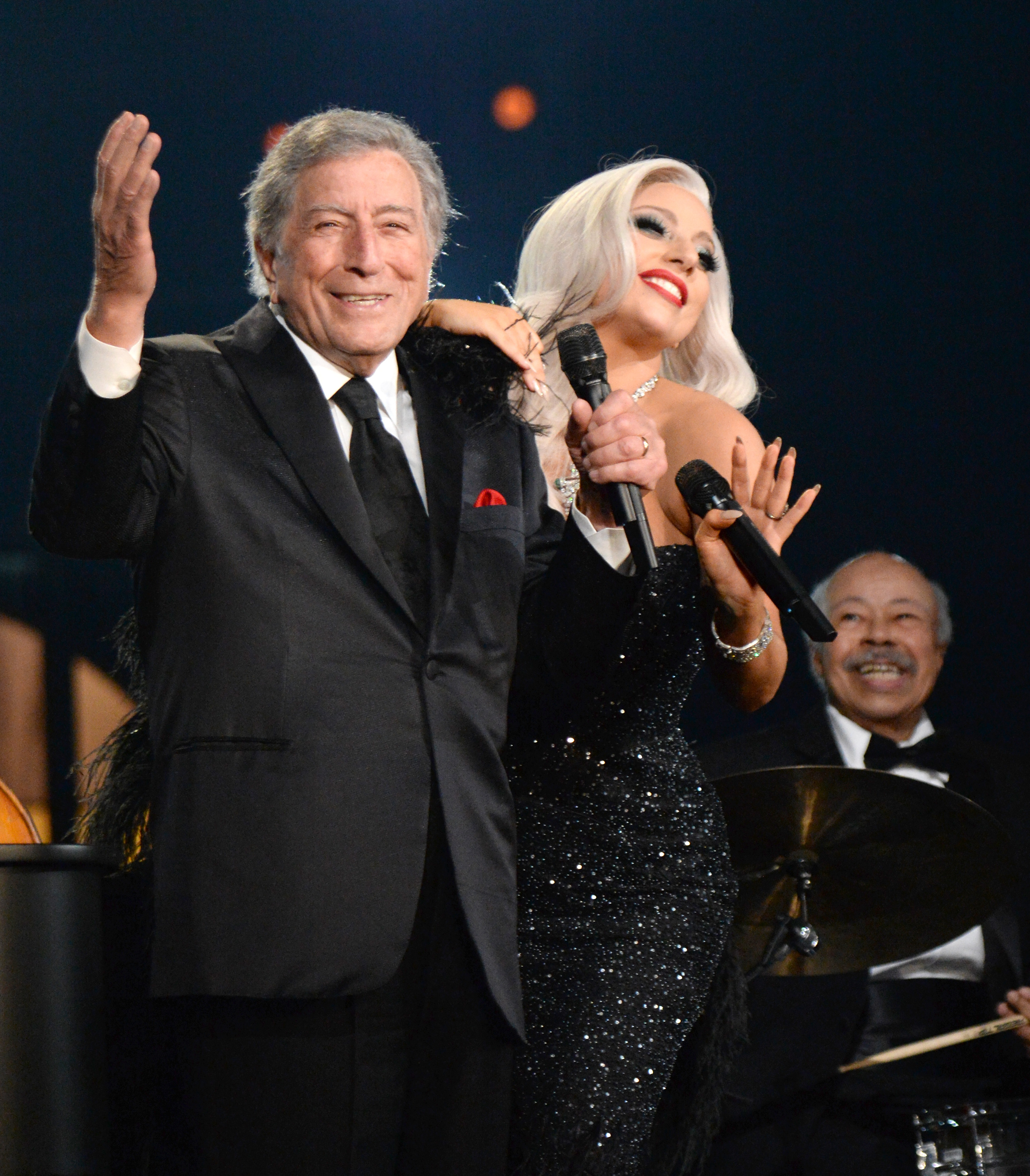 Tony and Gaga performing onstage