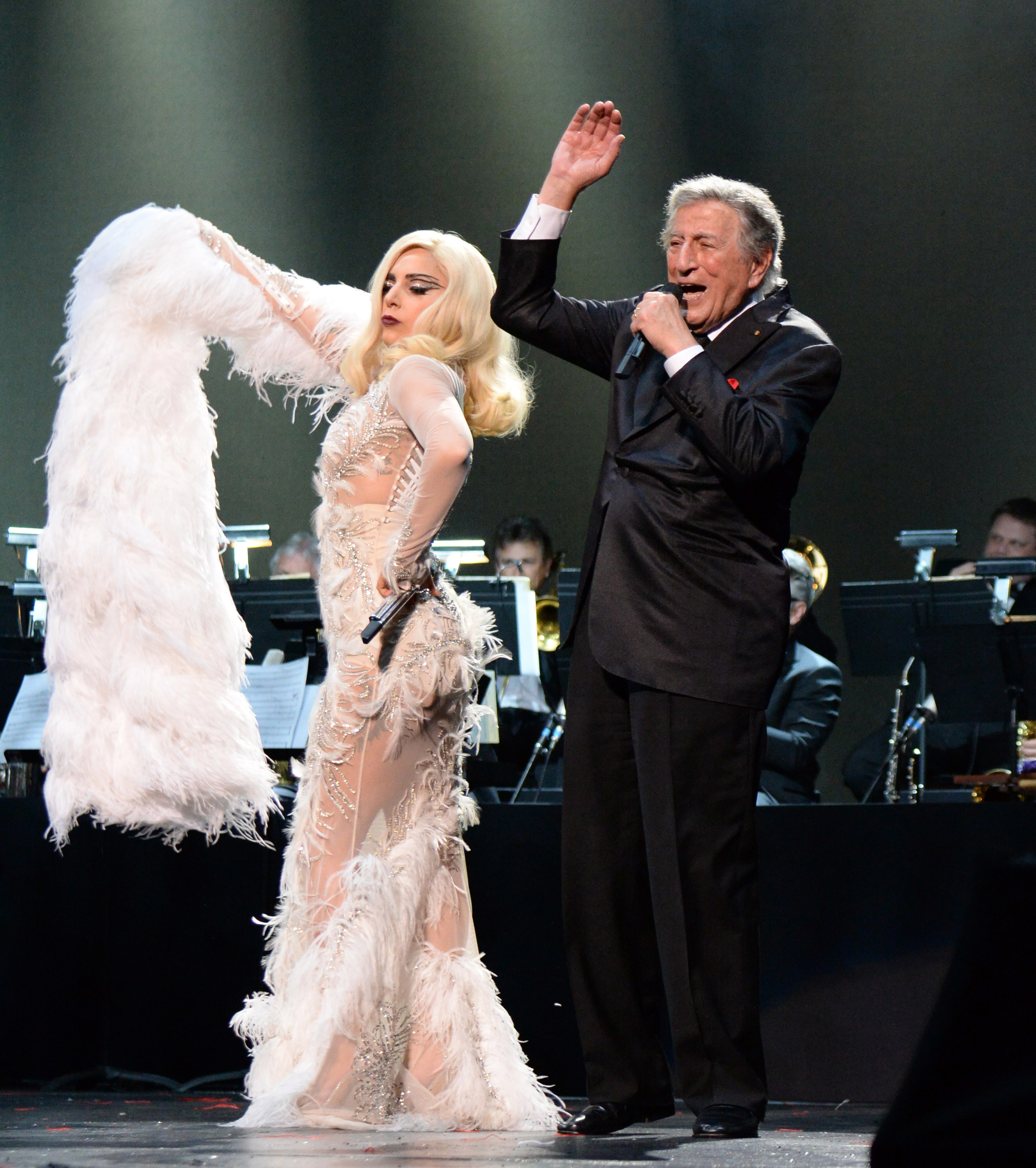 Tony and Gaga singing onstage