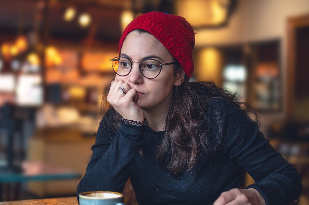 We Asked Therapists To Share The Behaviors And Beliefs That Harm Your Happiness The Most — Here's What They Said