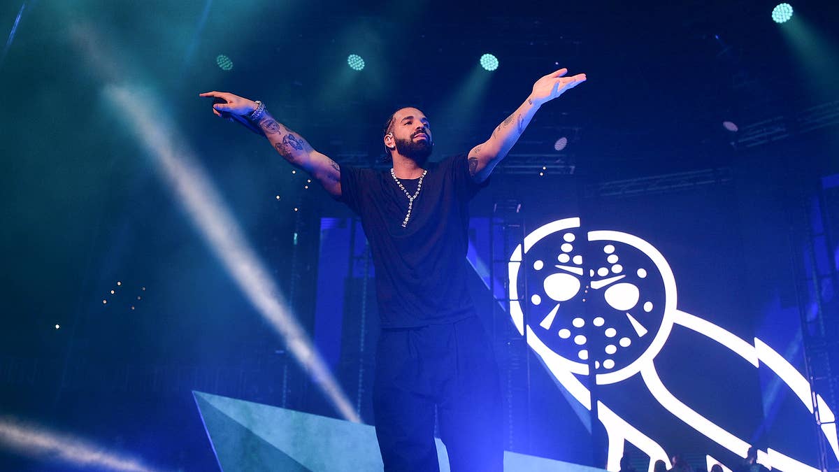 Bras continue to be a staple at Drake's latest tour.